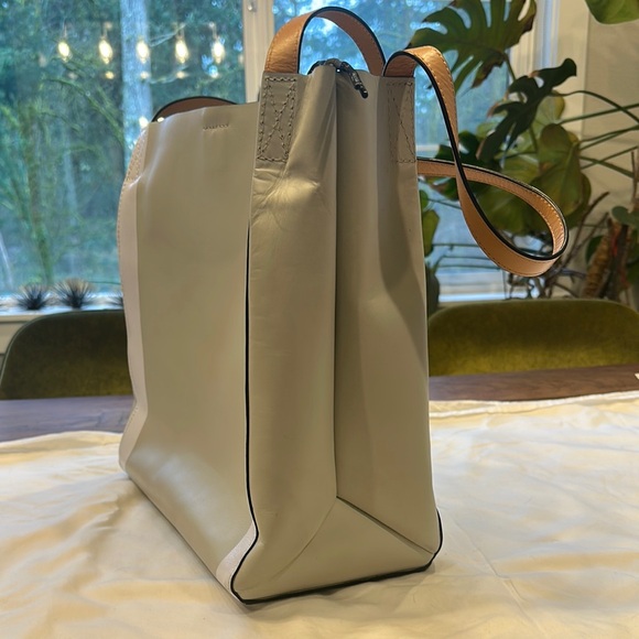 Rag & Bone elegant Gray and White Tote Bag - Picture 8 of 8